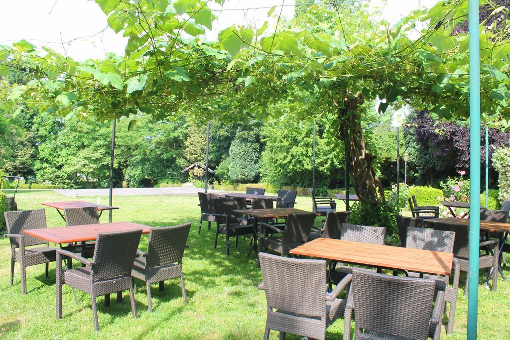 Hotel Und Restaurant Eurohof ดุยส์บูร์ก ภายนอก รูปภาพ